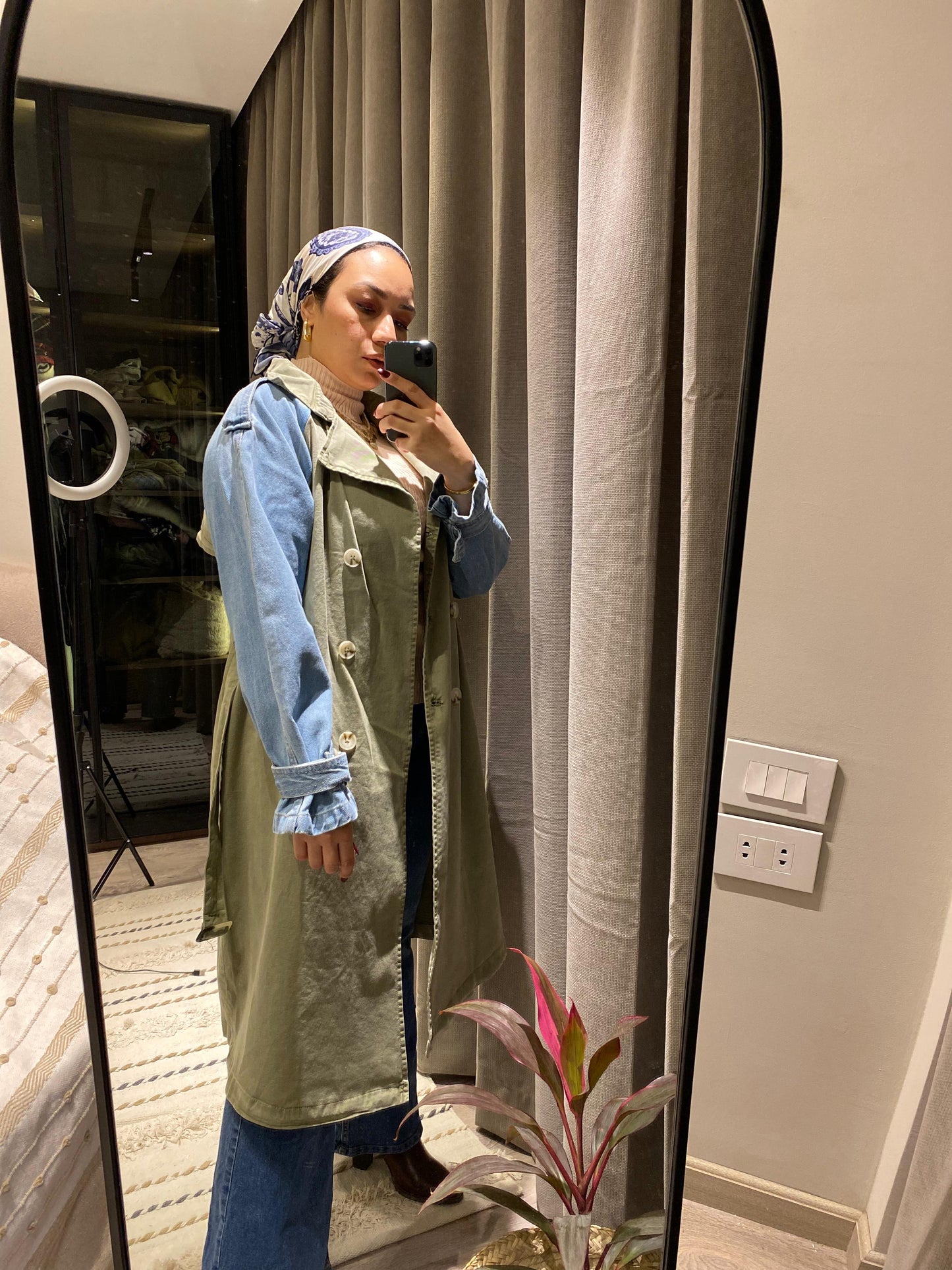 Denim Sleeve x Gabardine Trench Coat