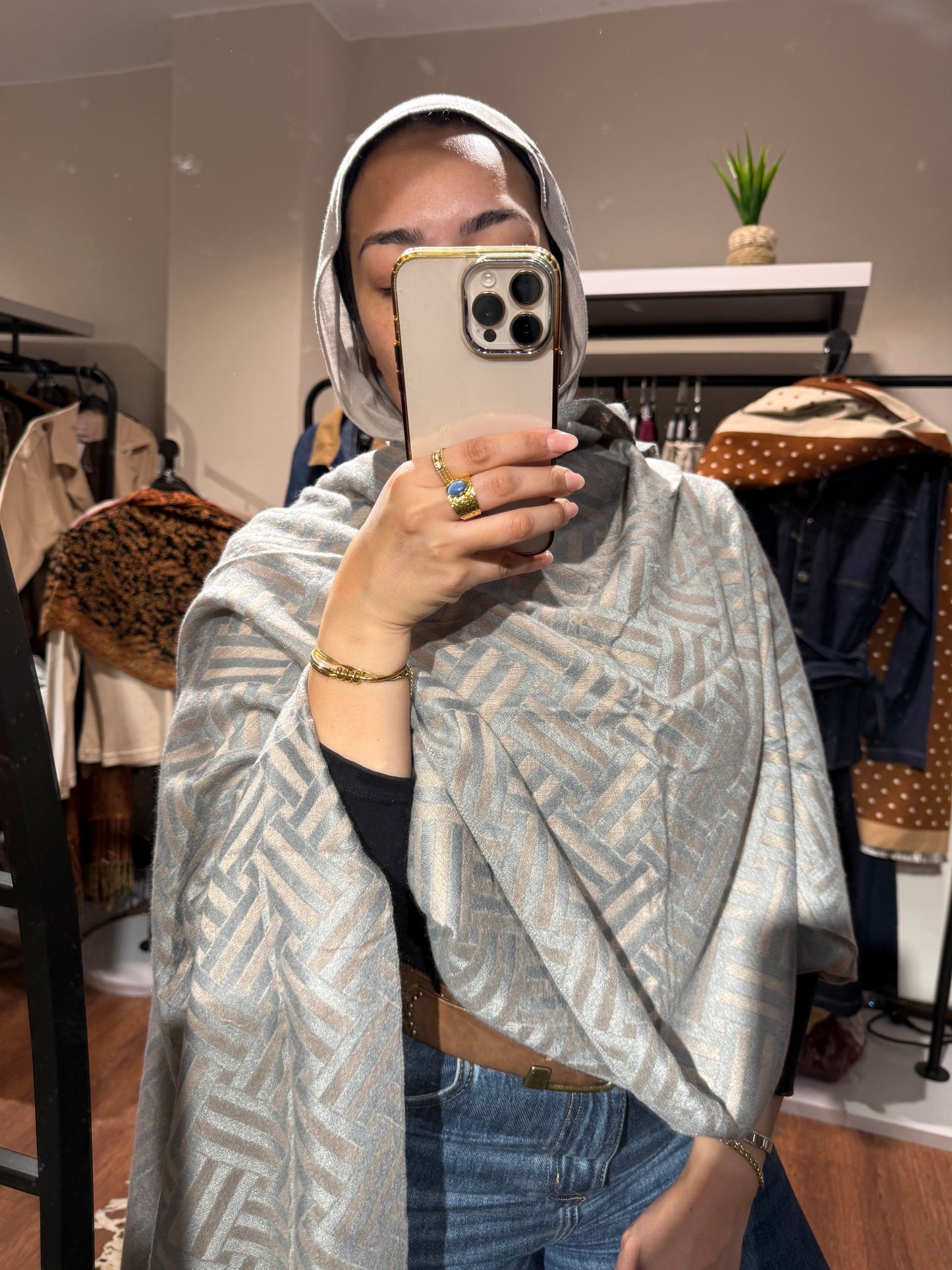 PIE Winter Shawl