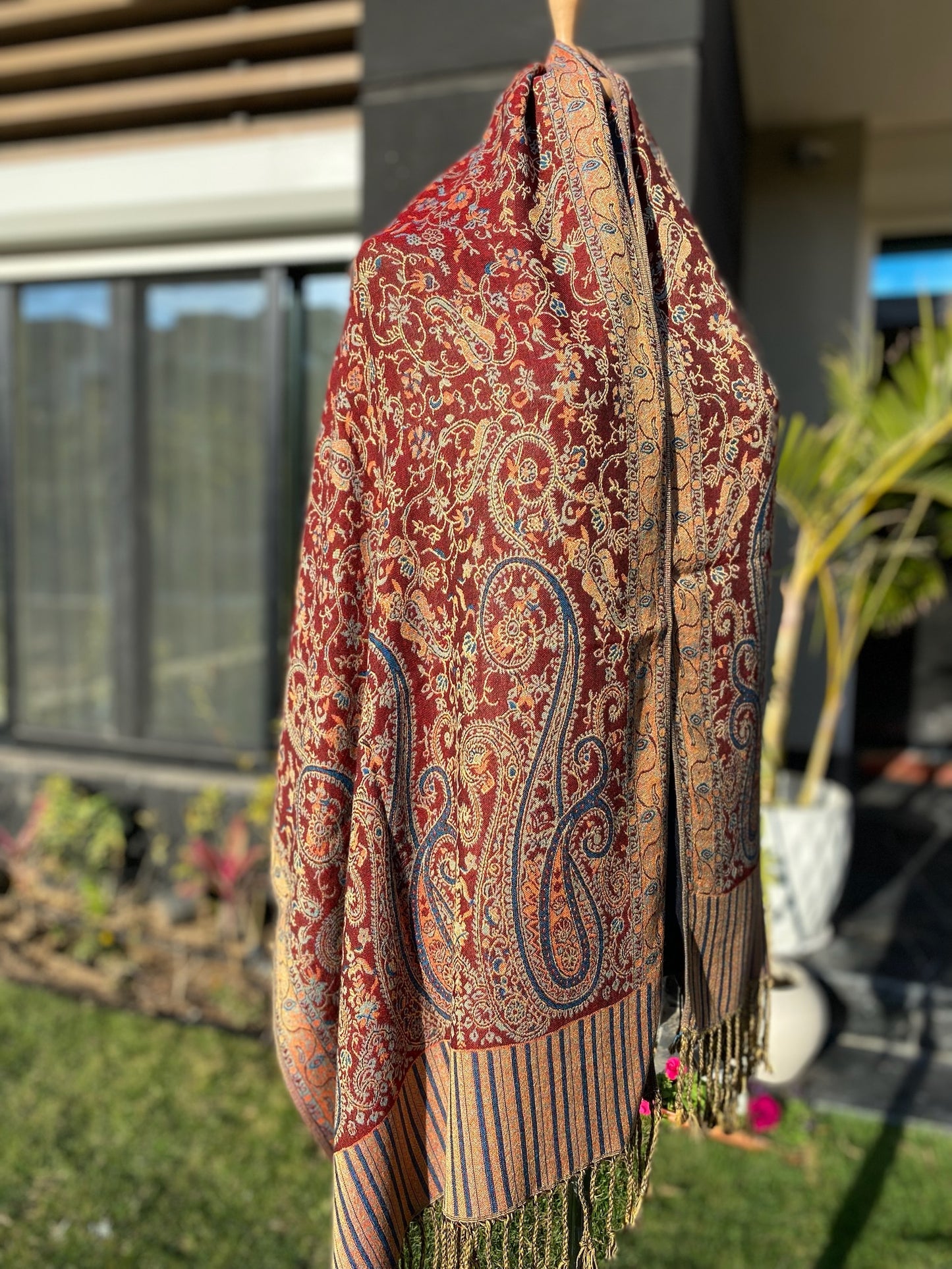 Detailia Pashmina Scarf