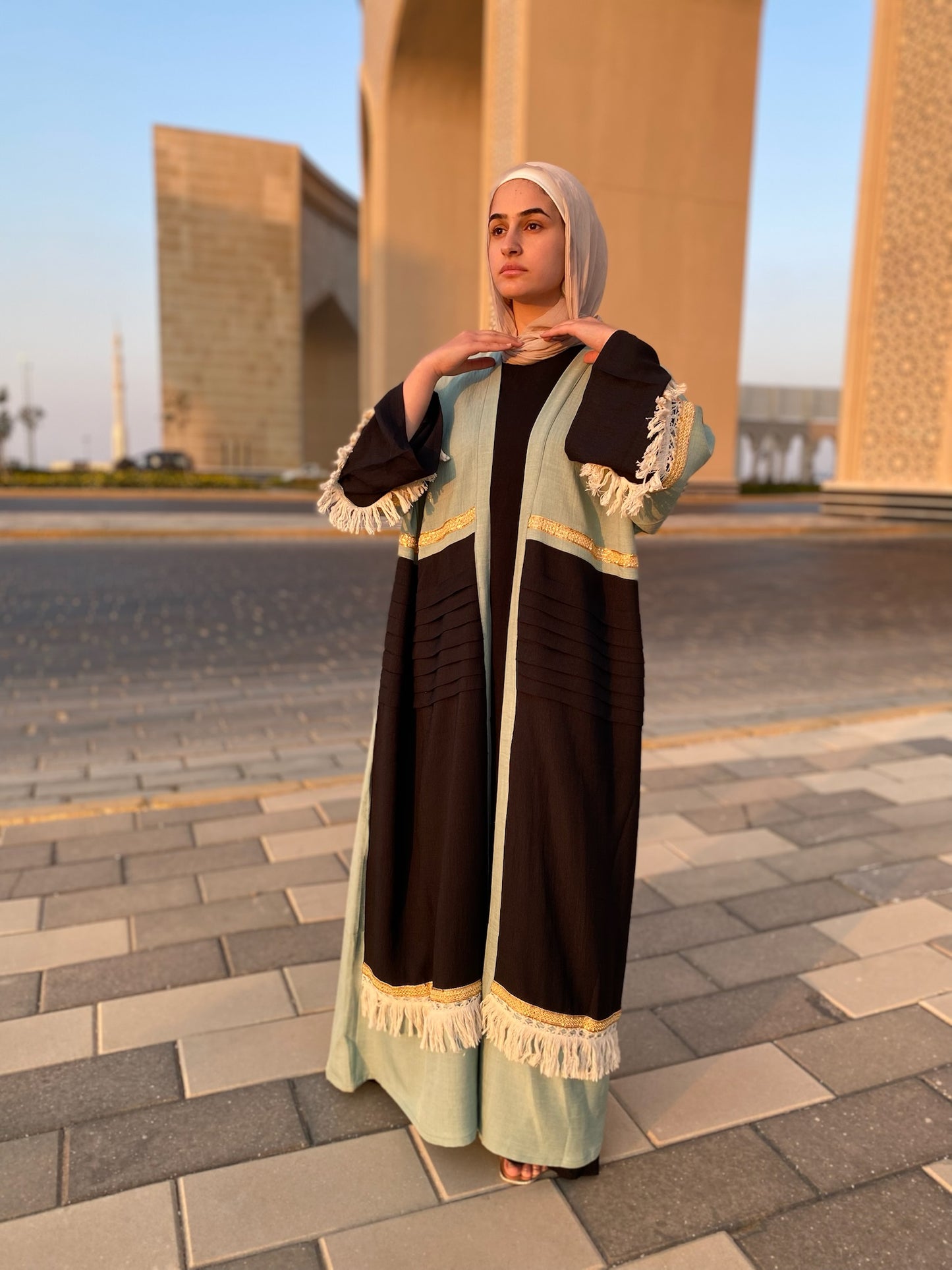 Thuraya Kaftan