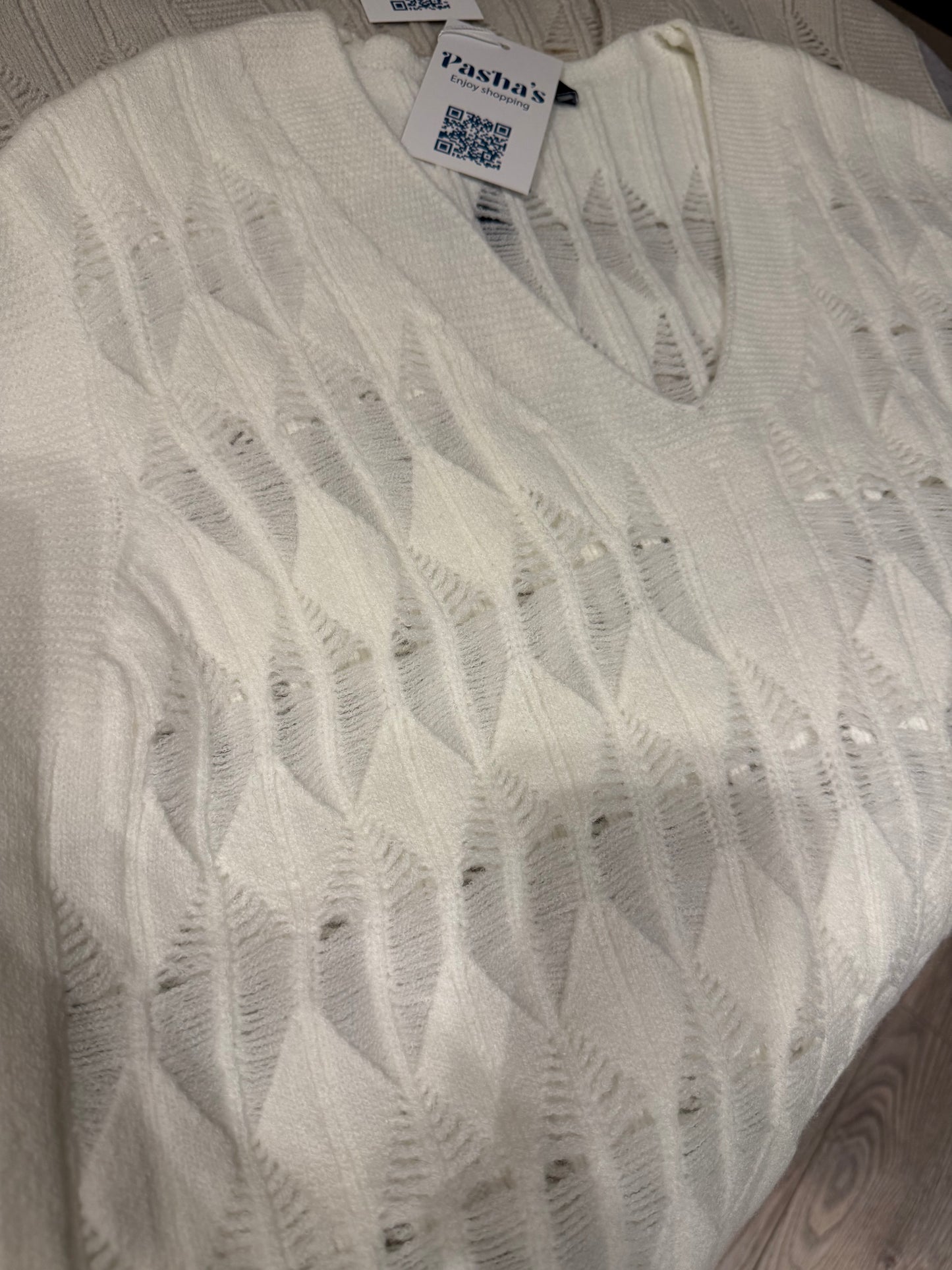 Wool Vest With Cutting