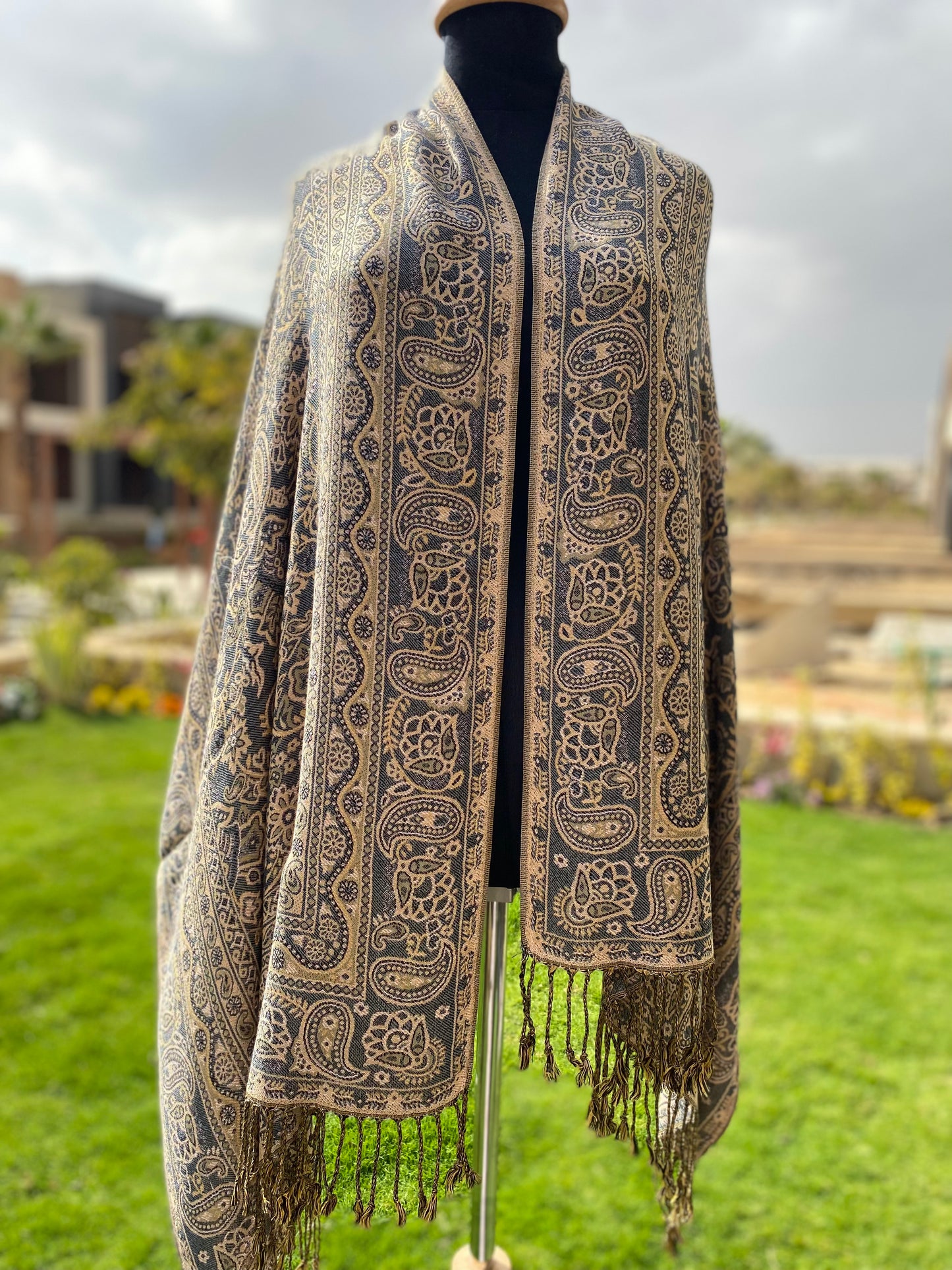 Teardrop Pashmina Scarf