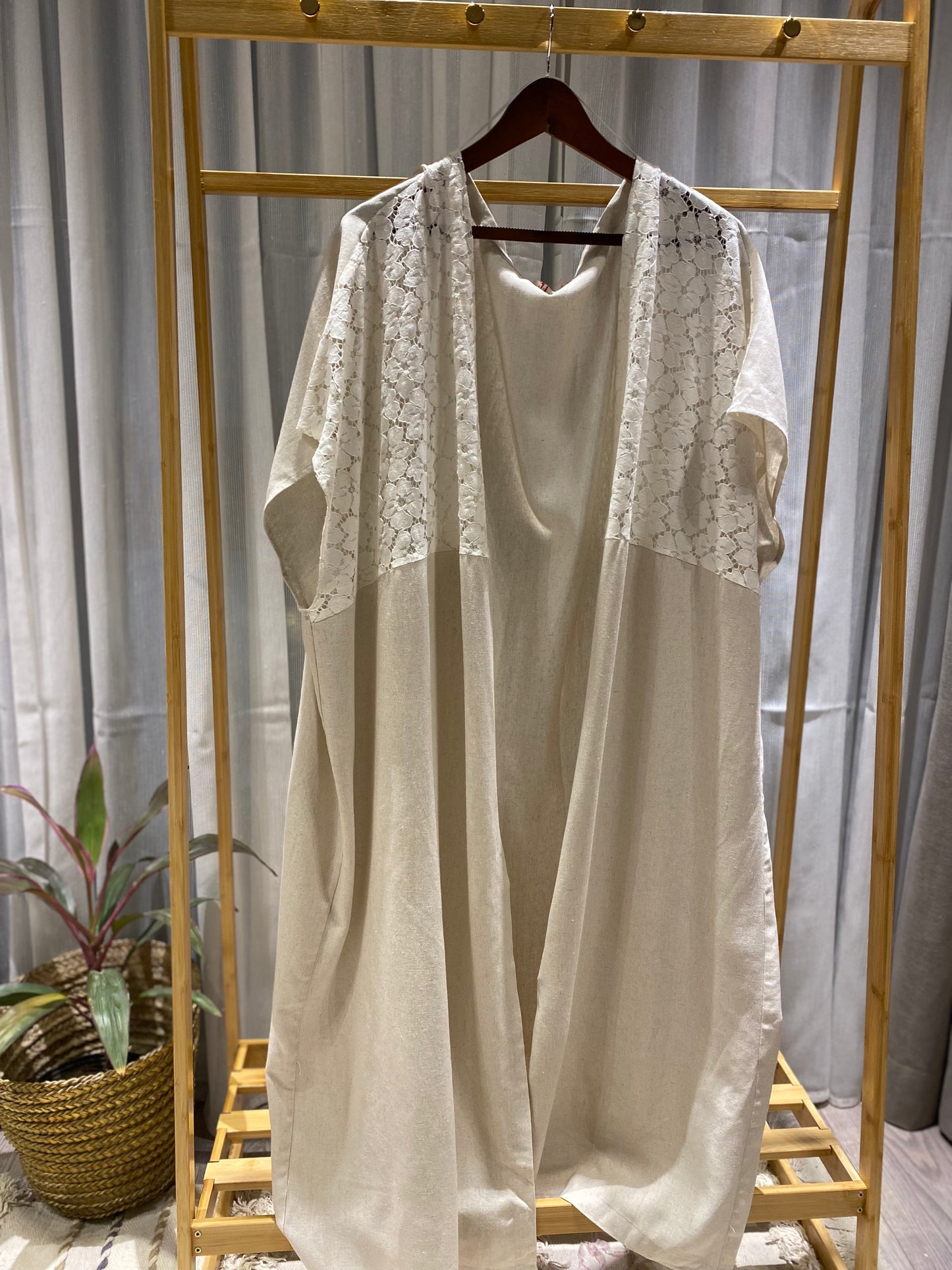 Linen x Dentelle Cardigan