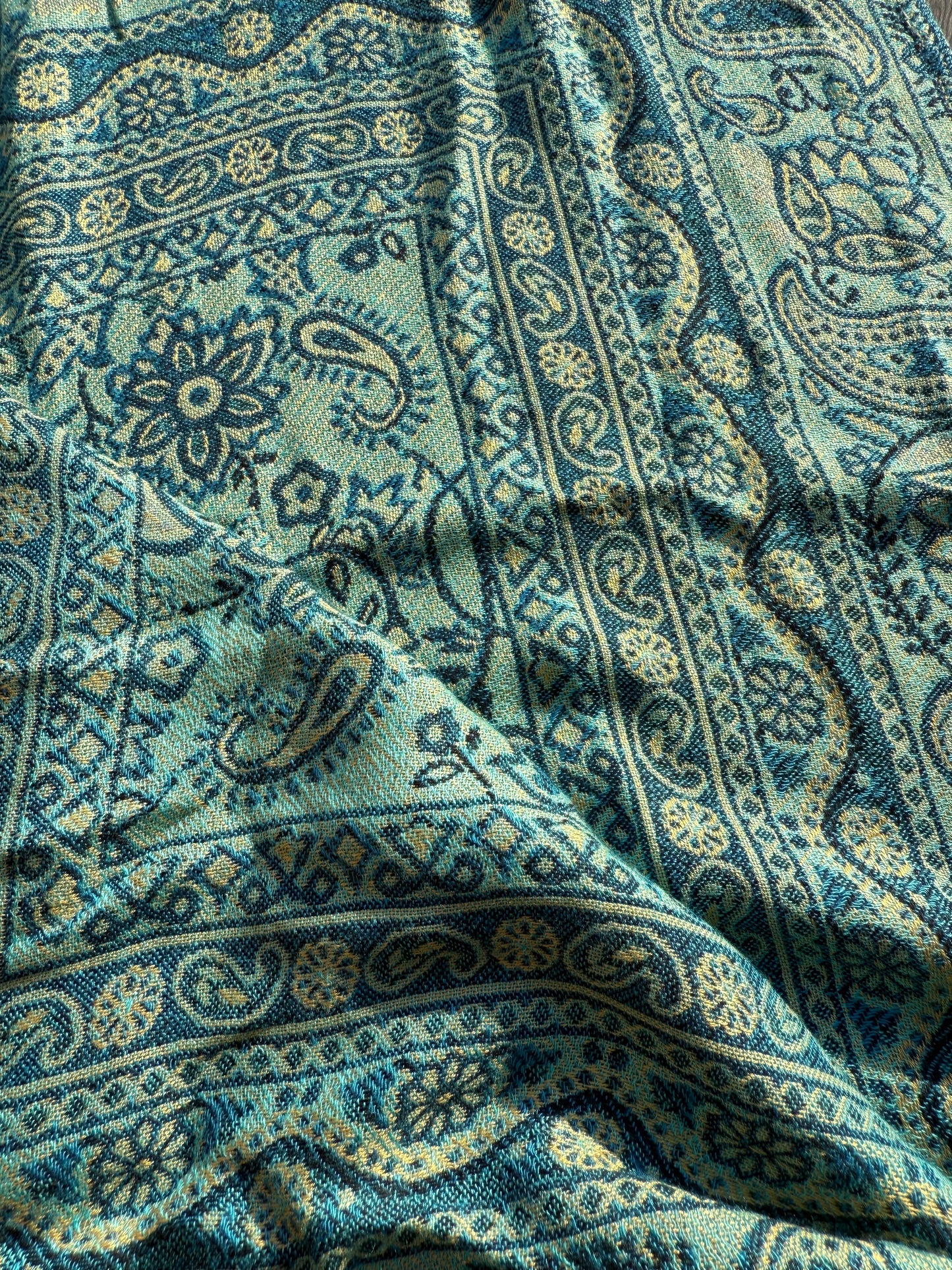 Teardrop Pashmina Scarf