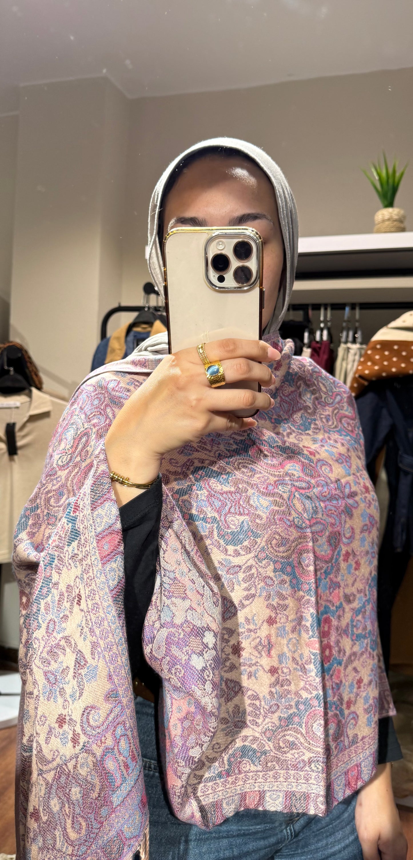 Guess-It Pashmina Scarf