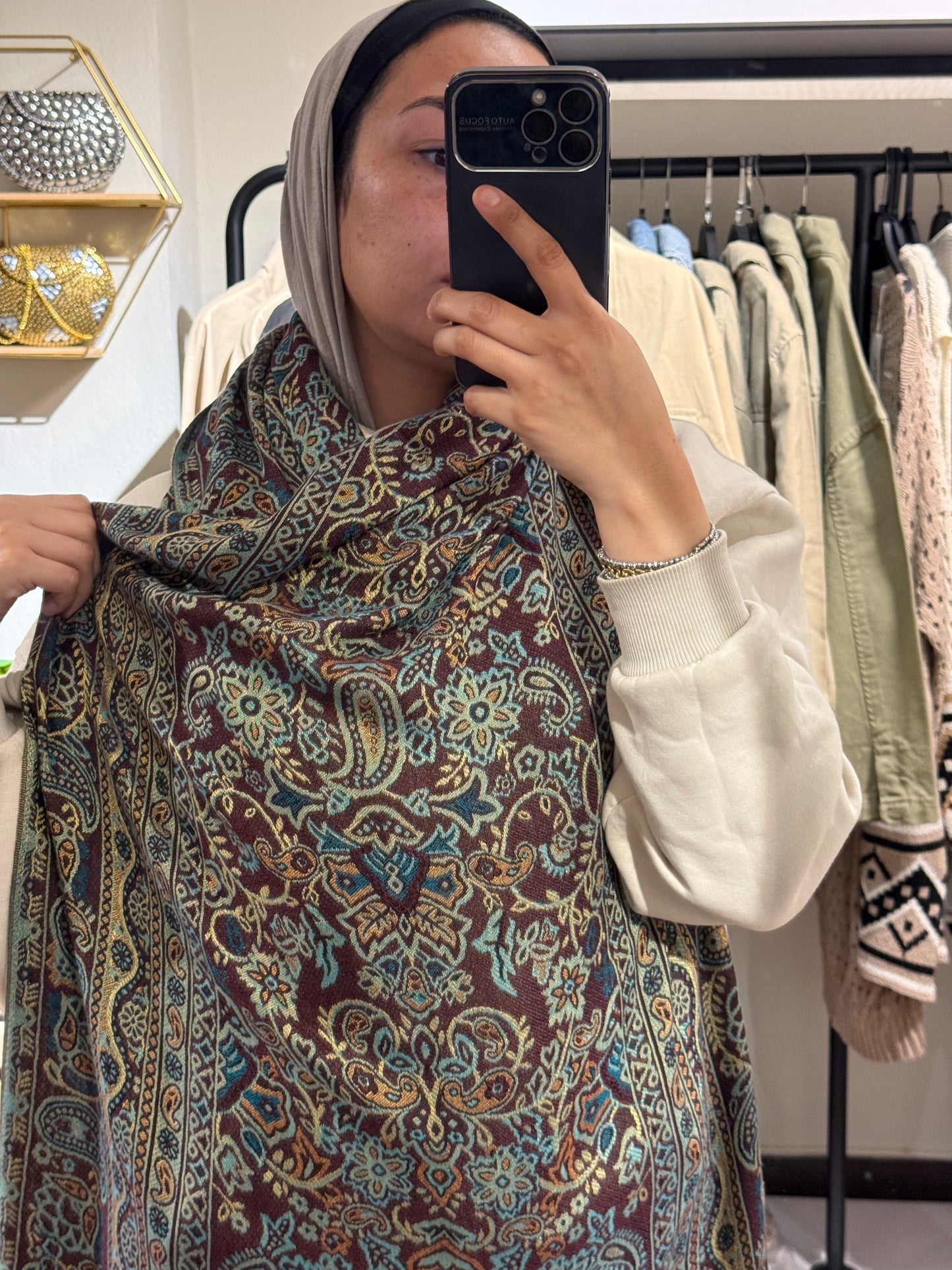 Teardrop Pashmina Scarf