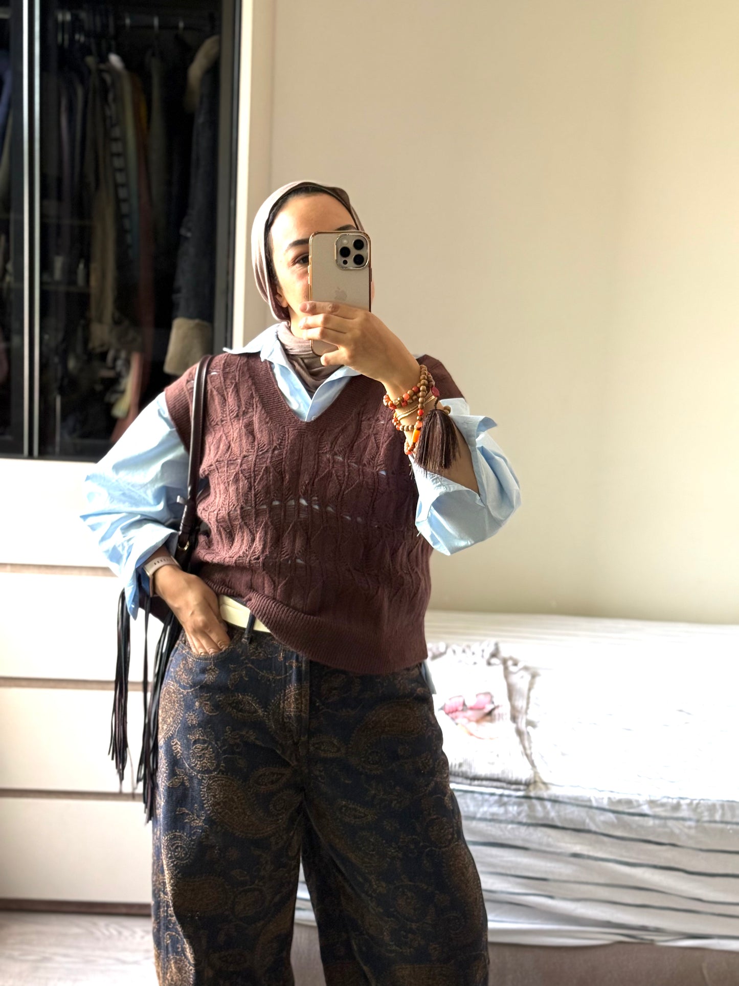 Wool Vest With Cutting