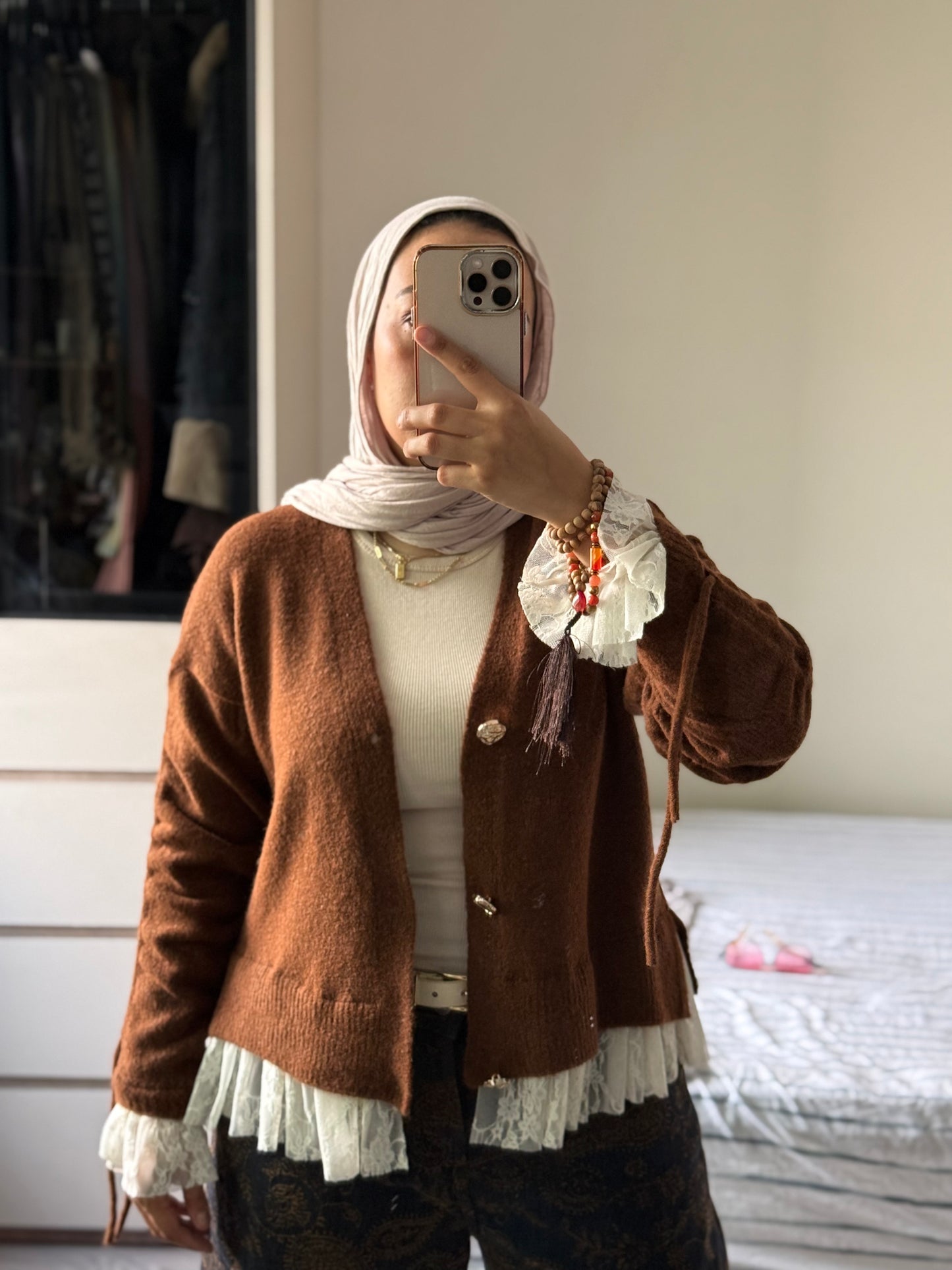 Wool x Lace Feminine Cardigan