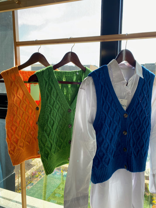 Buttoned Vest