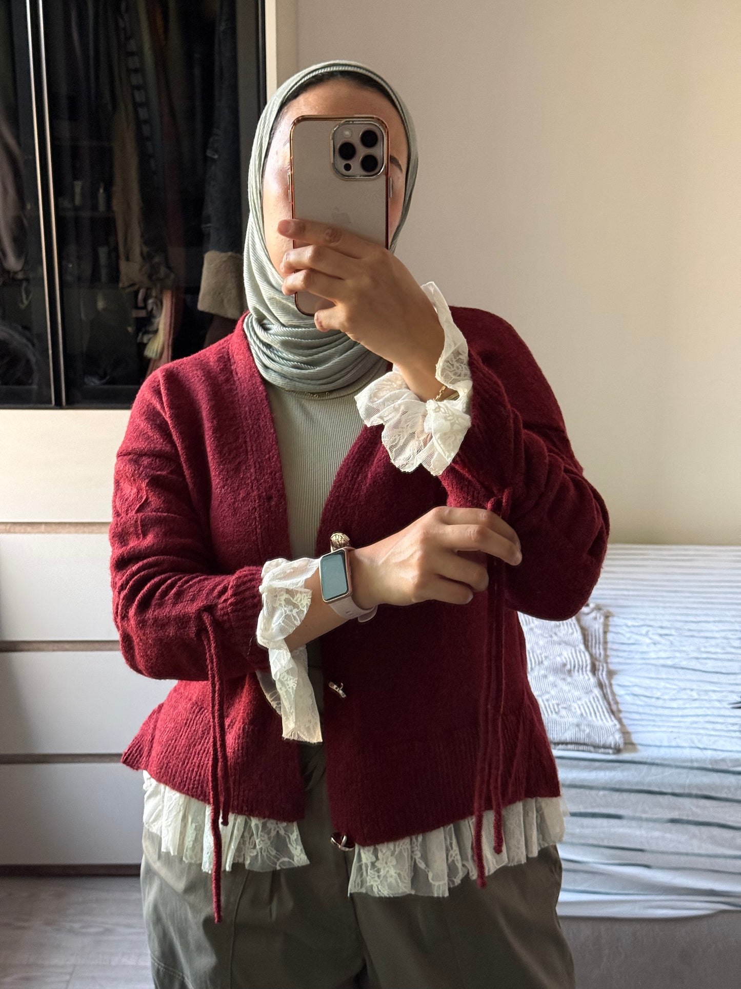 Wool x Lace Feminine Cardigan