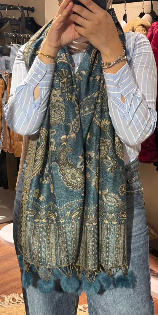 Pashmina with fur scarf