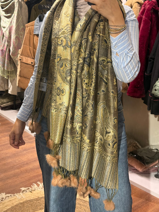 Pashmina with fur scarf