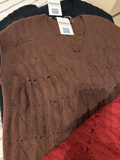Wool Vest With Cutting