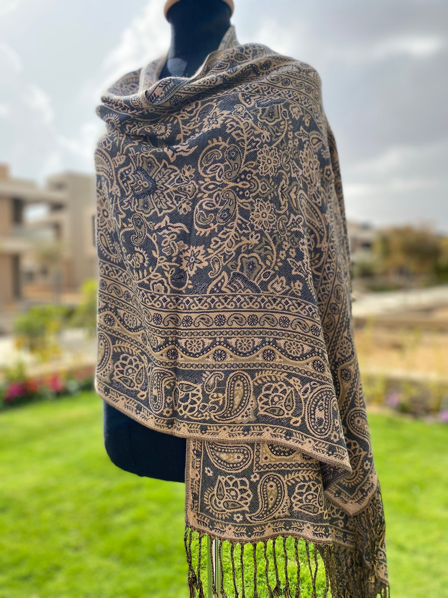 Teardrop Pashmina Scarf